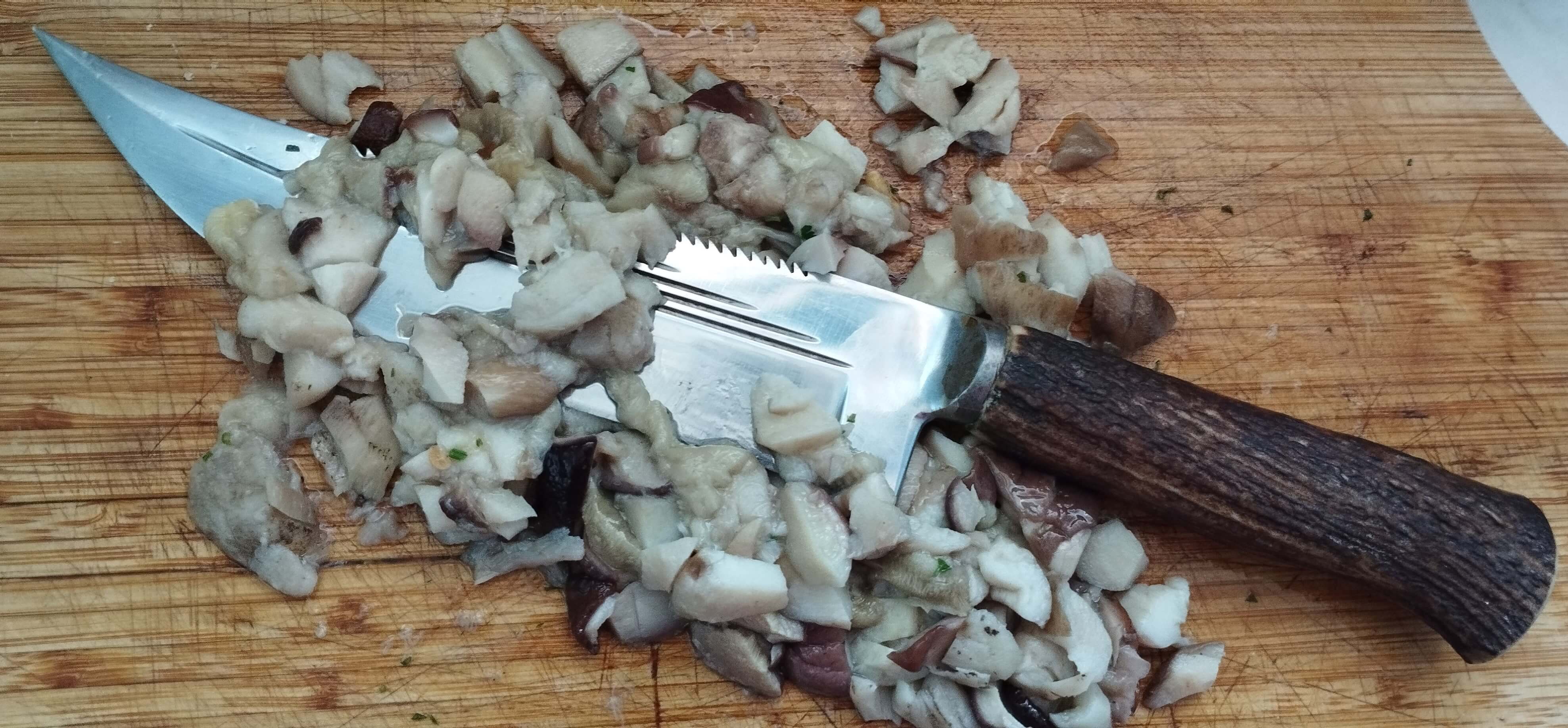 knife